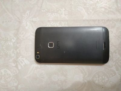 Лот: 12079193. Фото: 1. Смарфон UMI Iron Pro 16Gb, 3Gb. Смартфоны