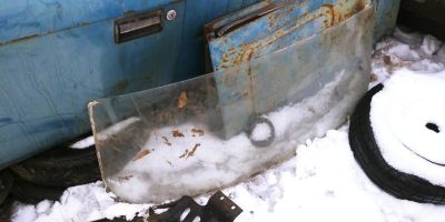 Лот: 11248379. Фото: 1. Лобовое стекло москвич 408, 412... Кузов