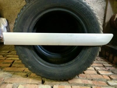 Лот: 14762009. Фото: 1. Молдинг задней двери на Mazda... Кузов