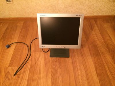 Лот: 6231674. Фото: 1. Продам монитор Flatron L-1510r... Компьютеры в сборе