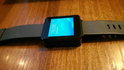 Лот: 5014153. Фото: 1. Смарт-часы LG G Watch. Смарт-часы, фитнес-браслеты, аксессуары