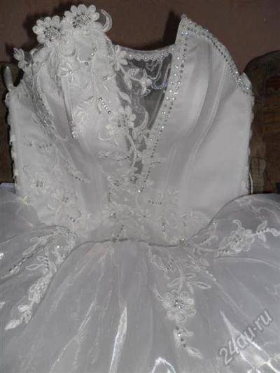 Лот: 2922003. Фото: 1. Свадебное платье новое. Другое (свадебная мода)