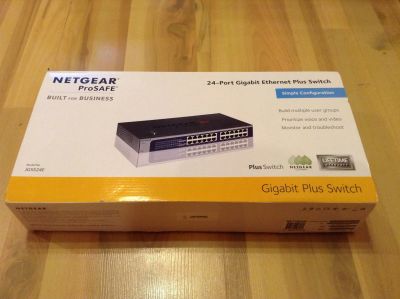 Лот: 12018829. Фото: 1. Коммутатор NetGear JGS524E. Коммутаторы
