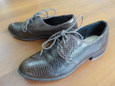 Лот: 11604066. Фото: 1. Женские лаковые ботинки Inario... Ботинки, полуботинки