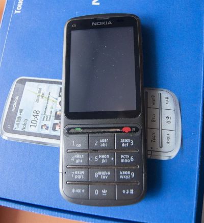 Лот: 3336422. Фото: 1. Nokia C3-01. С РУБЛЯ! Повторные... Кнопочные мобильные телефоны