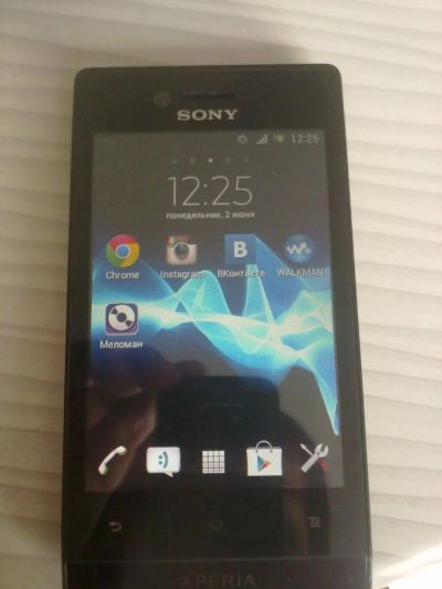 Лот: 4159030. Фото: 1. Смартфон Sony Xperia Miro !!!Срочно... Смартфоны