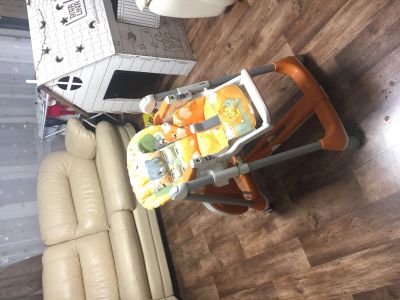 Лот: 12478890. Фото: 1. Детский стульчик peg perego. Столики, стулья, парты