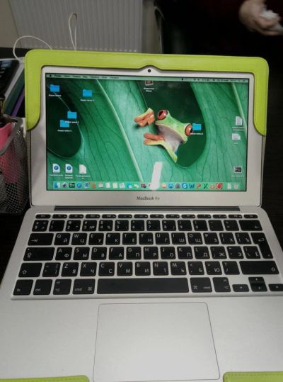 Лот: 10691748. Фото: 1. Macbook air 11 md711ru/a 128gb. Ноутбуки