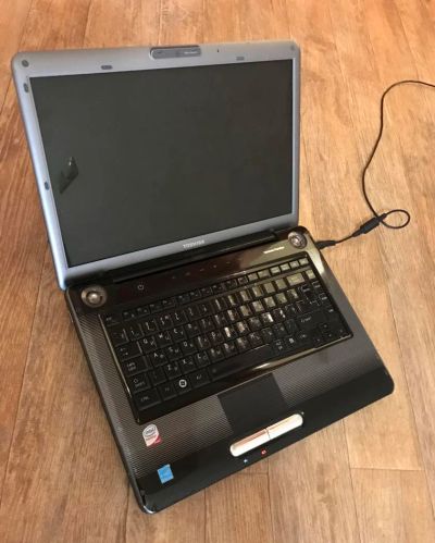 Лот: 8742397. Фото: 1. Ноутбук Toshiba Satellit A300. Ноутбуки