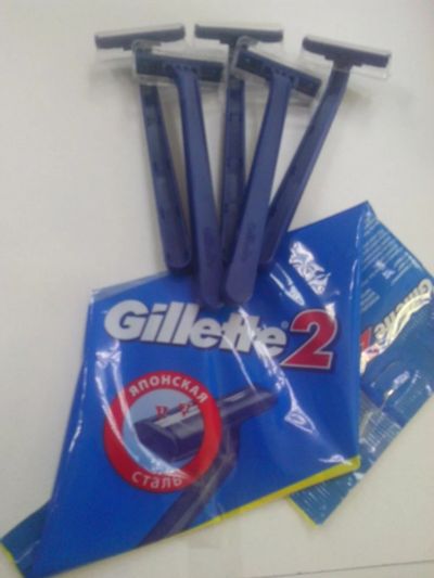 Лот: 15438605. Фото: 1. Станок одноразовый Gillette2. Уход за лицом 