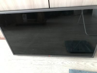 Лот: 17530957. Фото: 1. телевизор lg 32lb563v. Телевизоры