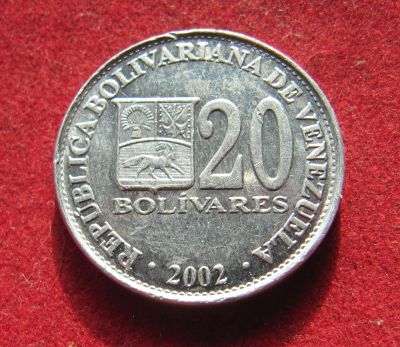 Лот: 19919929. Фото: 1. Венесуэла 20 боливаров, 2002 г... Америка
