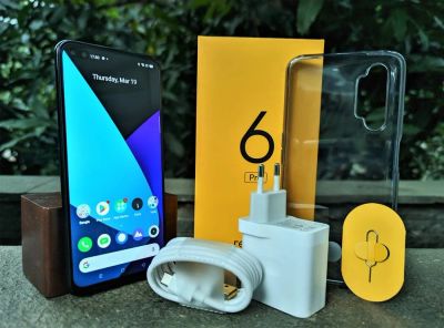Лот: 17984945. Фото: 1. Realme 6 4/128 GB NFC. Смартфоны