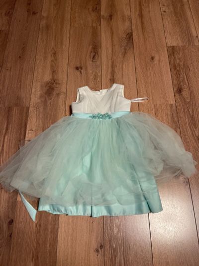 Лот: 23602843. Фото: 1. Платье на девочку Lanson Kids... Платья, сарафаны