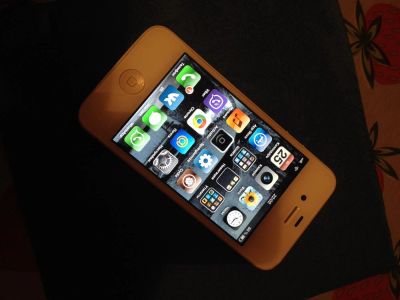 Лот: 3888246. Фото: 1. iPhone 4 16gb white iOS 5.1.1. Смартфоны
