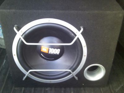 Лот: 3447289. Фото: 1. Сабвуфер JBL 100 и усилитель к... Сабвуферы