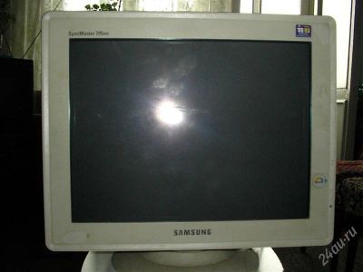 Лот: 2772396. Фото: 1. Монитор Samsung syng master 795mb. ЭЛТ-мониторы