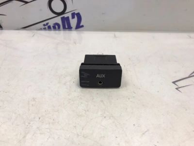 Лот: 21709766. Фото: 1. разъем aux Hyundai Elantra HD. Двигатель и элементы двигателя