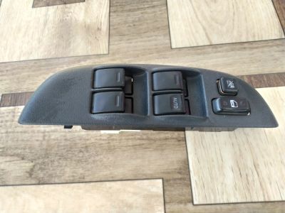 Лот: 16416198. Фото: 1. Блок кнопок Toyota Funcargo. Электрооборудование