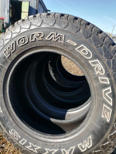 Лот: 18770614. Фото: 1. Грязевые шины maxxis Worm-Drive... Шины