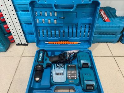 Лот: 18217956. Фото: 1. Ударный Шуруповерт Makita 21v... Электроинструмент