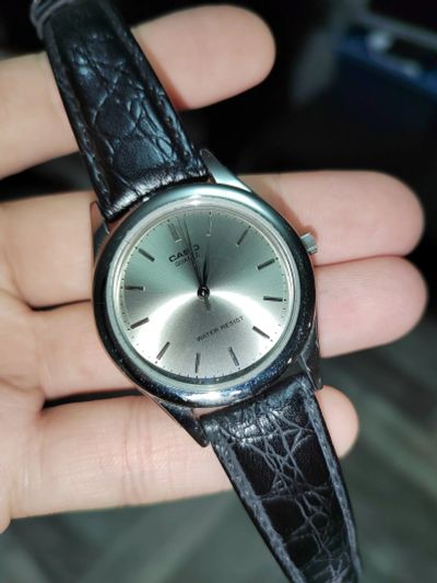 Лот: 19050063. Фото: 1. Наручные часы Casio MTP 1093. Оригинальные наручные часы