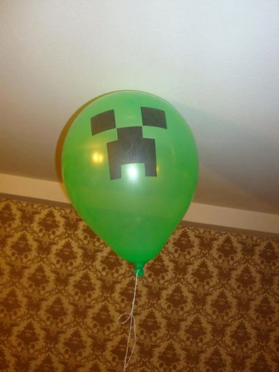 Лот: 4956585. Фото: 1. Шарик воздушный Крипер Minecraft. Другое (игрушки)
