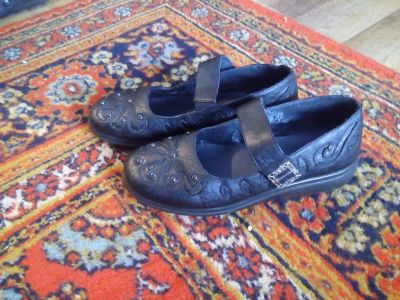 Лот: 8860505. Фото: 1. Туфли весенние 39-40р. Туфли