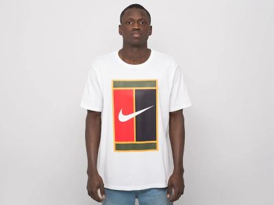 Лот: 24975060. Фото: 1. Футболка Nike. Футболки, поло