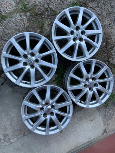 Лот: 19141817. Фото: 1. Оригинальное литье R16 Toyota... Диски