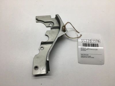 Лот: 20387382. Фото: 1. Крышка ГРМ Mitsubishi Pajero 2004... Двигатель и элементы двигателя