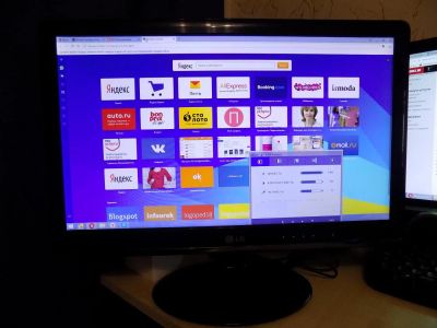 Лот: 11314458. Фото: 1. Монитор LG 21.5" Flatron E2250VR. ЖК-мониторы
