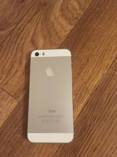 Лот: 10210069. Фото: 1. iPhone 5s 16gb. Смартфоны