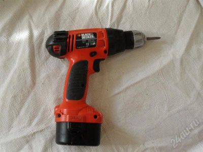 Лот: 570933. Фото: 1. Шуруповерт Black&Decker EPC12CA. Электроинструмент