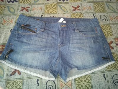 Лот: 16261404. Фото: 1. Шорты женские короткие MNG Jeans... Брюки, шорты