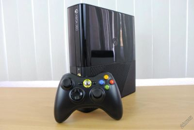 Лот: 4199835. Фото: 1. 500GB Xbox 360 + Freeboot (можно... Игровые приставки, консоли