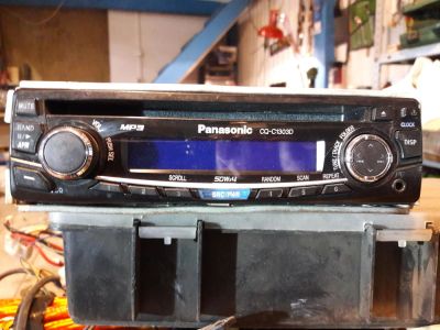 Лот: 10290662. Фото: 1. Автомагнитола panasonic cq-c1303d. Автомагнитолы