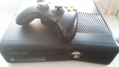 Лот: 7864137. Фото: 1. XBOX 360 Slim Freeboot !!!!!!. Игровые приставки, консоли