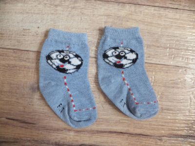 Лот: 5615103. Фото: 1. Носки с футбольным мячом. Носки, колготки