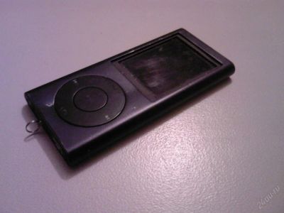 Лот: 113624. Фото: 1. продам старенький ipod, 2 GB. Плееры