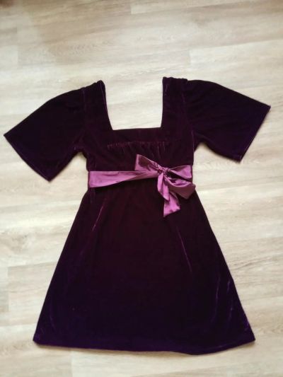 Лот: 11493568. Фото: 1. Платье коктейльное, р-р 44, фиолетовое... Платья