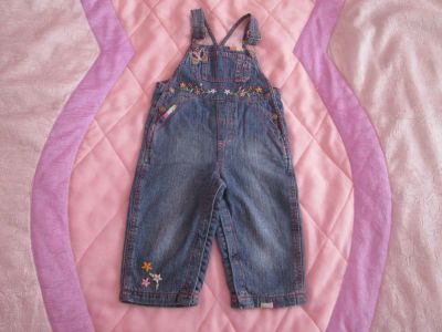 Лот: 7964099. Фото: 1. Комбинезон джинсовый 12 - 18 мес... Костюмы, пиджаки, комбинезоны