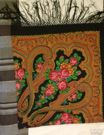 Лот: 9760932. Фото: 1. Платок павлопосадский. Накидки, шали, палантины