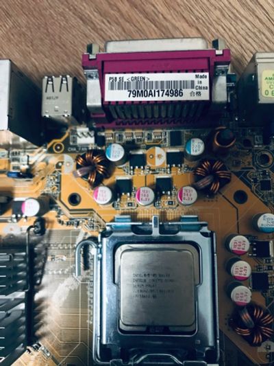 Лот: 16918047. Фото: 1. intel core 2 QUAD 2.4 GhZ Q6600. Процессоры