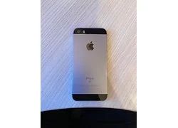 Лот: 18356706. Фото: 1. Apple iPhone SE 32gb. Смартфоны