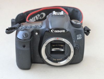 Лот: 9004984. Фото: 1. Canon 60d body. Цифровые зеркальные