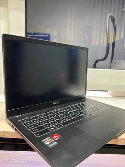 Лот: 25731507. Фото: 1. ноутбук MSI Modern 15 B7M-255XRU. Ноутбуки