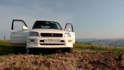Лот: 16374031. Фото: 1. Toyota RAV4. Автомобили