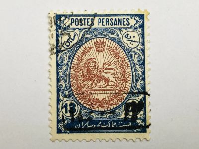 Лот: 23315995. Фото: 1. Герб. Геральдический лев в овале... Марки