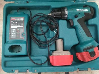 Лот: 11205579. Фото: 1. Шуруповерт Makita 12v мощный аккумулятор... Электроинструмент